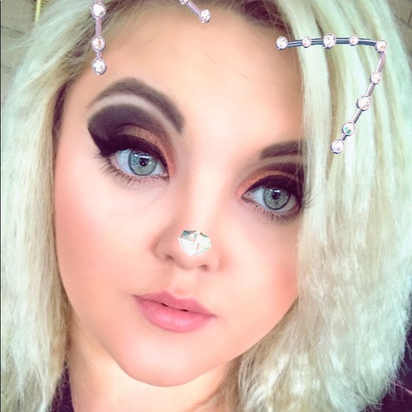 Meet your Posher, Alex - Picture 6 of 8